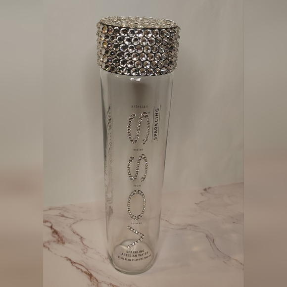 Voss Water Bling Rhinestone Bottle one-of-a-kind Zodiac crystals - Picture 7 of 10